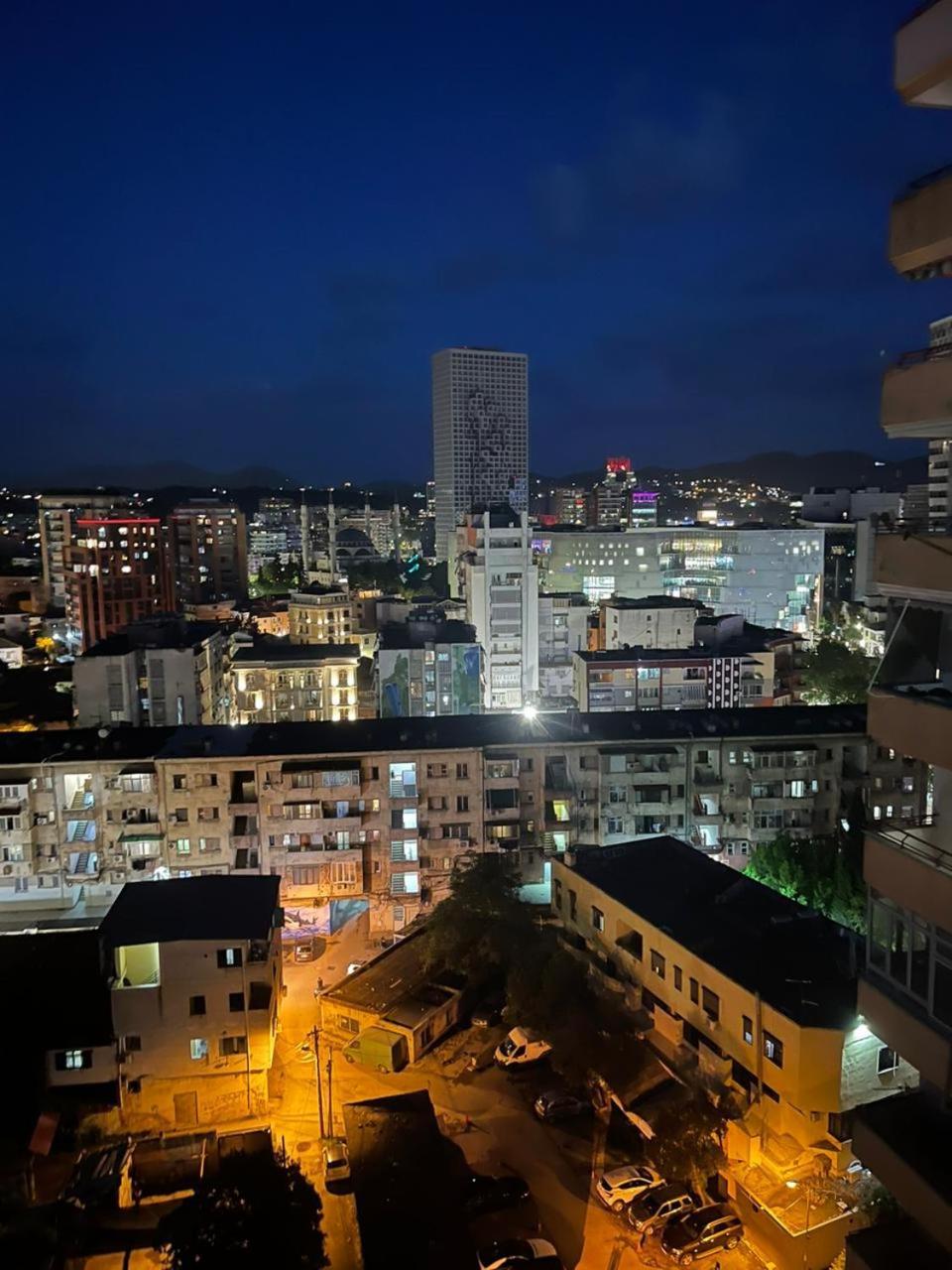 Tirana Centre Lions Gate 4 Apartment Zewnętrze zdjęcie