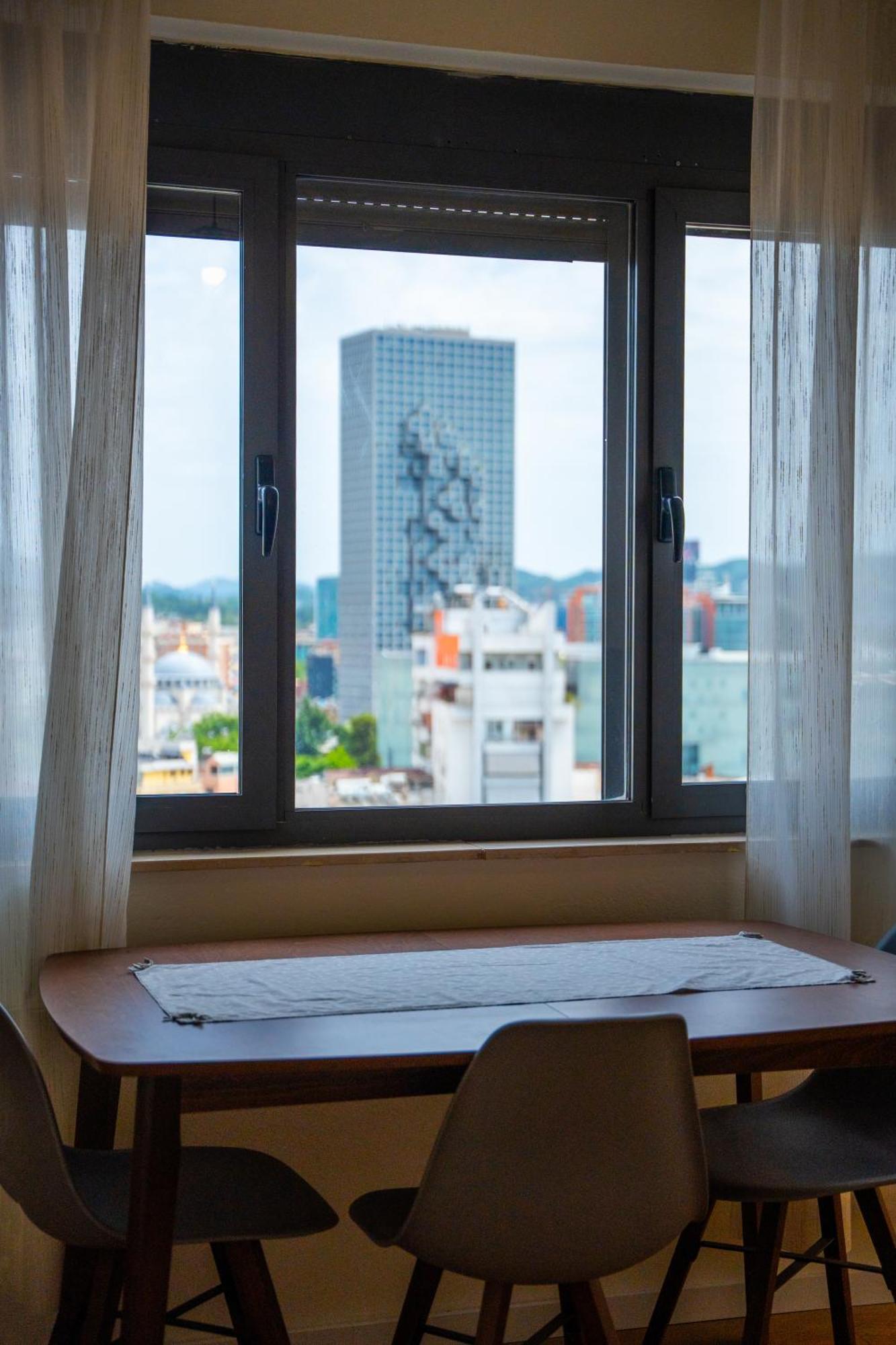 Tirana Centre Lions Gate 4 Apartment Zewnętrze zdjęcie